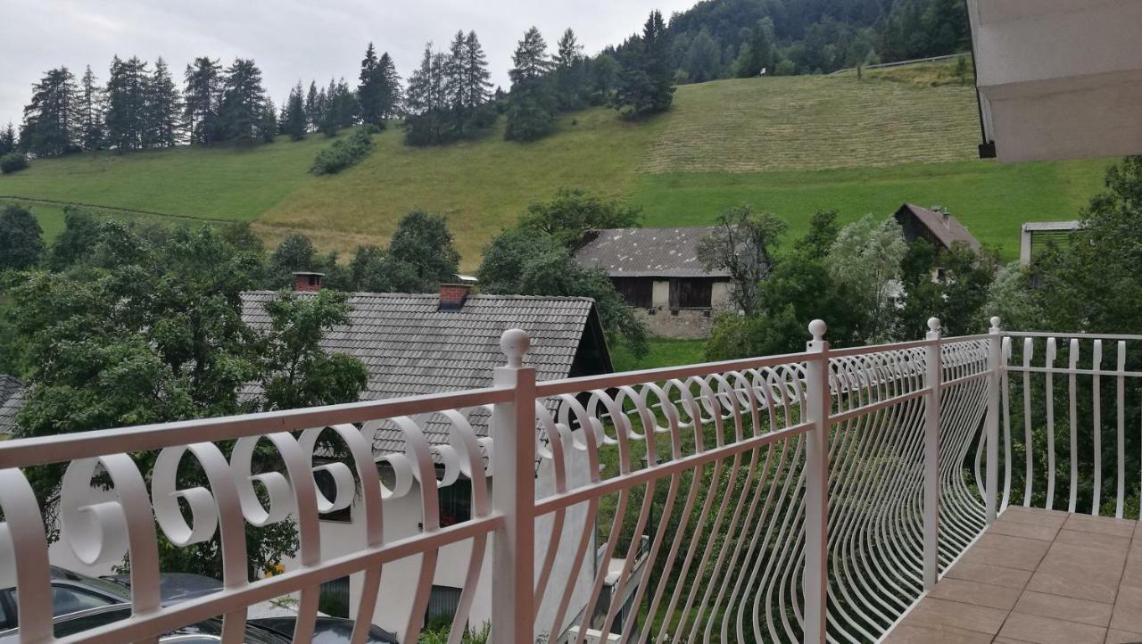 House Of Relaxation Apartment Zgornja Sorica Ngoại thất bức ảnh